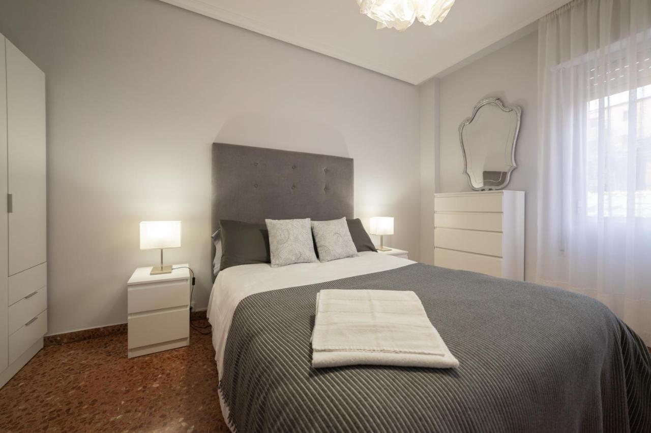 Albelda Plaza Apartment *